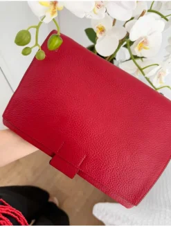 Bolso rojo solapa