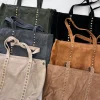 Bolso VERDE ante y remaches PERSONALIZADO Brenes