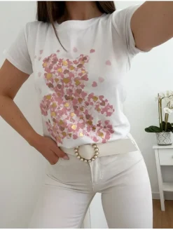 Camiseta blanca manga corta OSO ROSA corazones (V07)