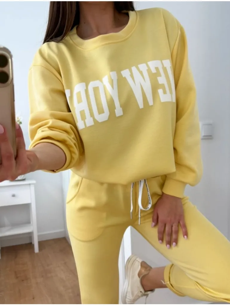 Conjunto AMARILLO sudadera y pantalón NEW YORK (V21)