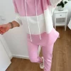 Conjunto sudadera y pantalón rosa y blanco Suitte (V01)