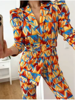 Conjunto traje pantalón estampado geometrico naranja y azul (M18)