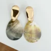 Pendientes grandes pieza nacarada Marina